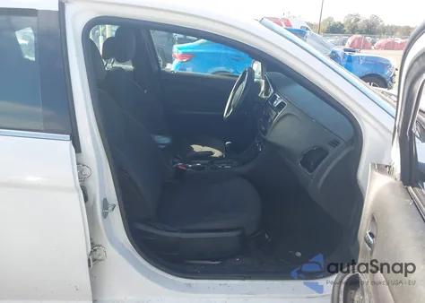 2014 Chrysler 200 Lx из США, поврежденный, VIN 1C3CCBAB5EN231393